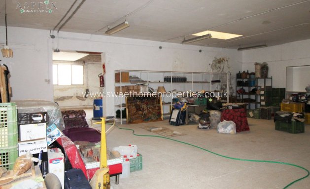 Resale - Commercial - Monovar - OTRAS