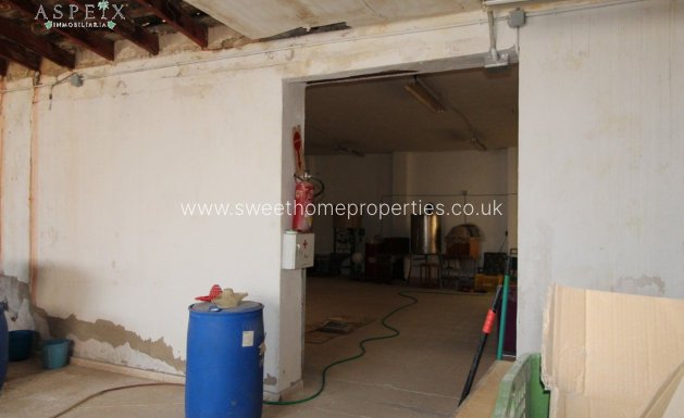 Resale - Commercial - Monovar - OTRAS