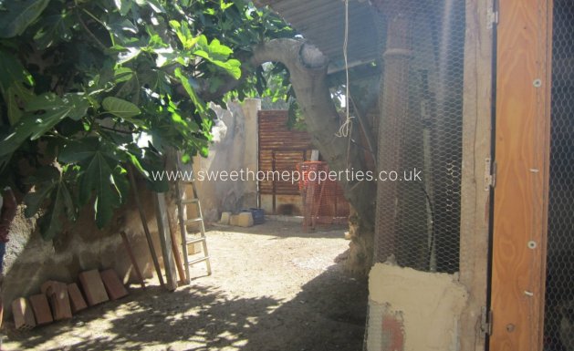 Resale - Country house - Novelda - Comunidad valenciana