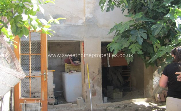 Resale - Country house - Novelda - Comunidad valenciana