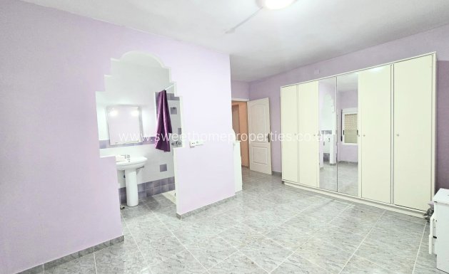 Resale - Country house - La Romana - CUEVAS DE SAN ANTON