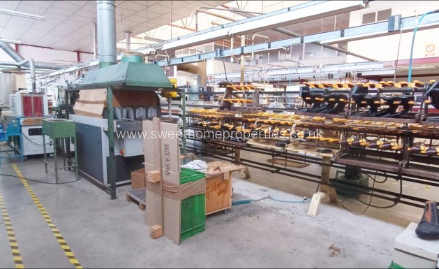 Resale - Commercial - Monovar - Pastoret