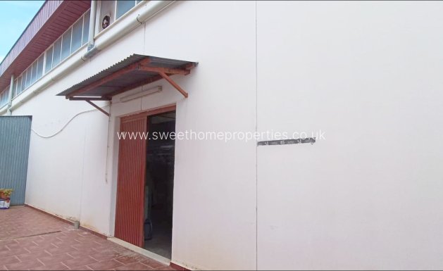 Resale - Commercial - Monovar - Pastoret