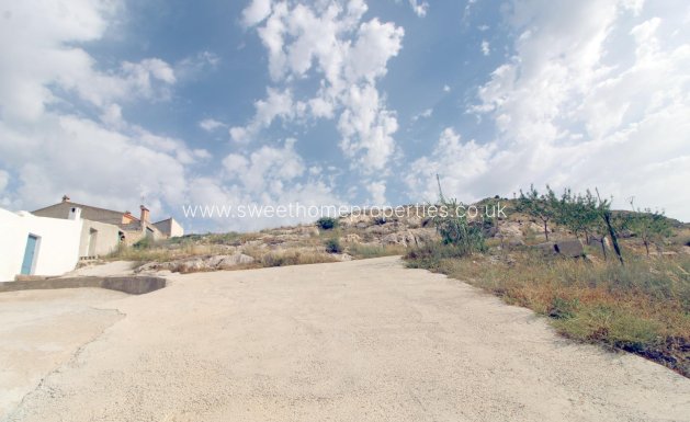 Resale - Town house - Hondon De Las Nieves - CENTRO