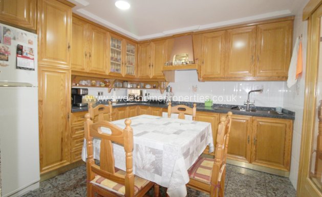 Resale - Town house - Hondon De Las Nieves - CENTRO