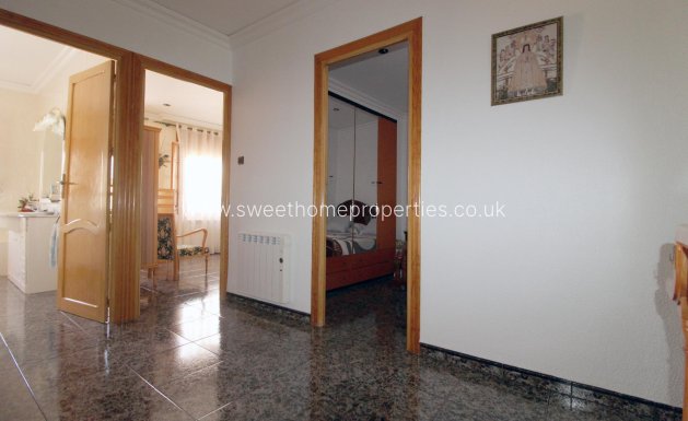 Resale - Town house - Hondon De Las Nieves - CENTRO