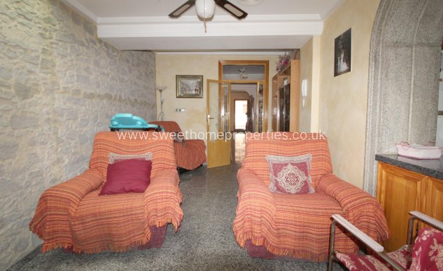 Resale - Town house - Hondon De Las Nieves - CENTRO