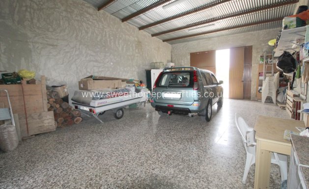 Resale - Town house - Hondon De Las Nieves - CENTRO