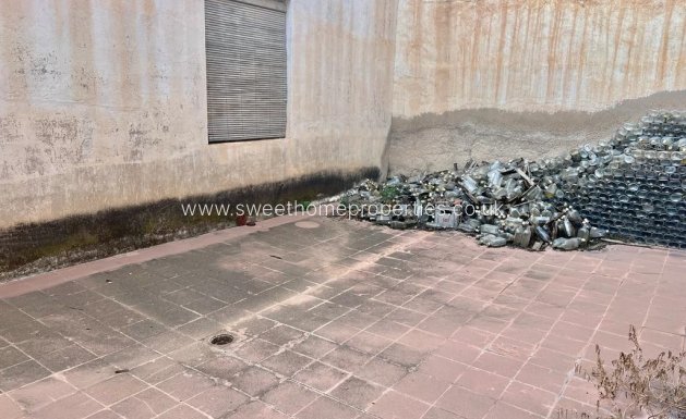 Resale - Country house - Novelda - CENTRO