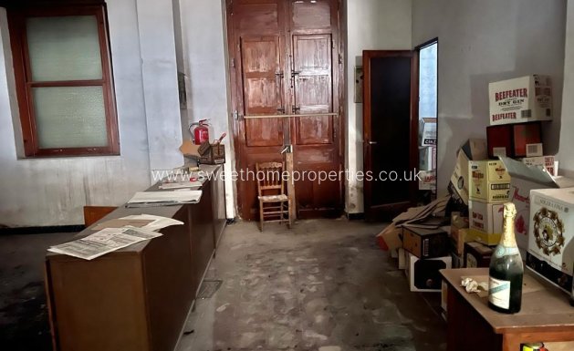 Resale - Country house - Novelda - CENTRO