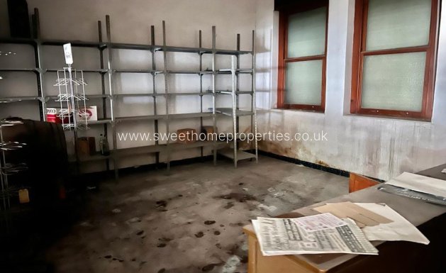 Resale - Country house - Novelda - CENTRO