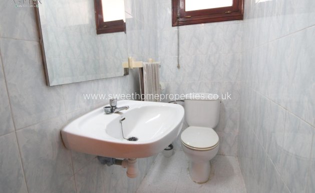 Resale - Country house - Elche