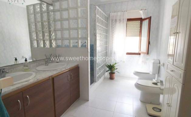 Resale - Country house - Elche