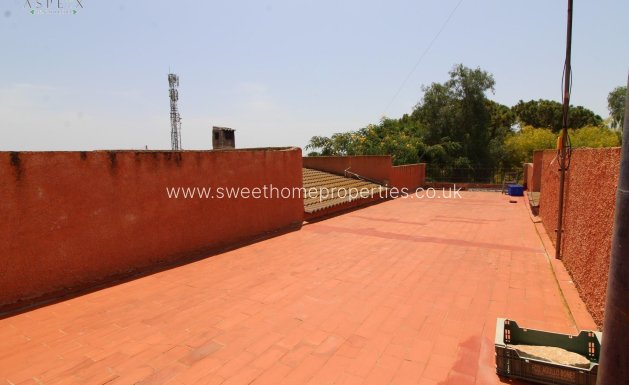 Resale - Country house - Elche