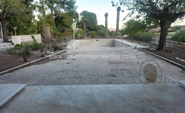 Resale - Villa - Novelda - CUCUCH