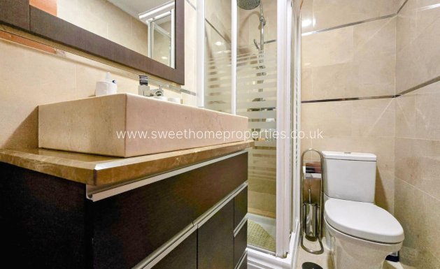 Resale - Villa - Aspe