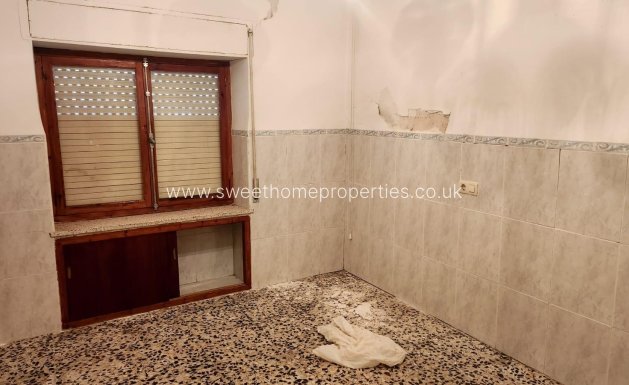 Resale - Town house - Pinoso - Comunidad valenciana
