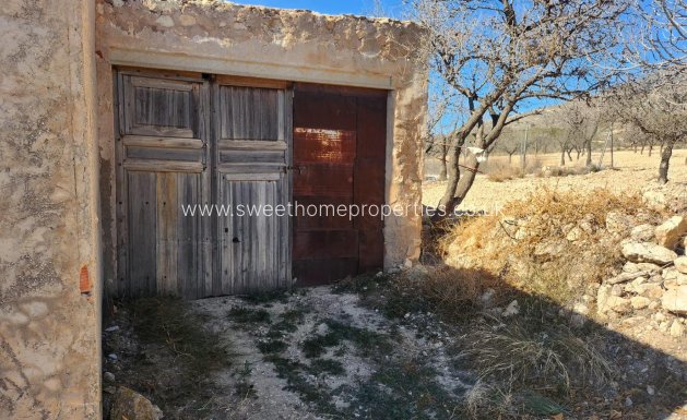 Resale - Country house - Jumilla - Carretera pinoso-jumilla