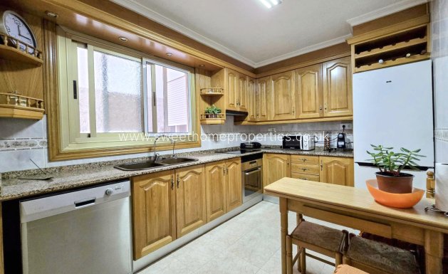 Resale - Town house - Aspe