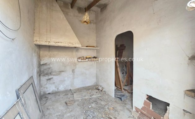 Resale - Plot - Aspe