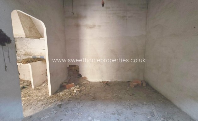 Resale - Plot - Aspe