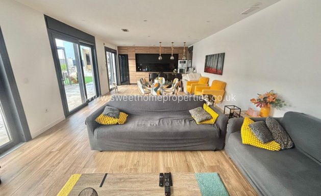 Resale - Villa - Aspe