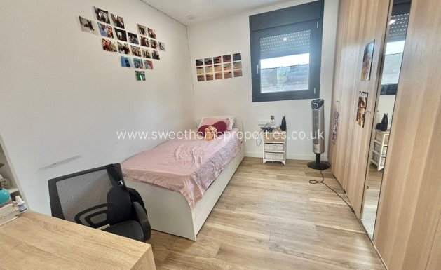 Resale - Villa - Aspe