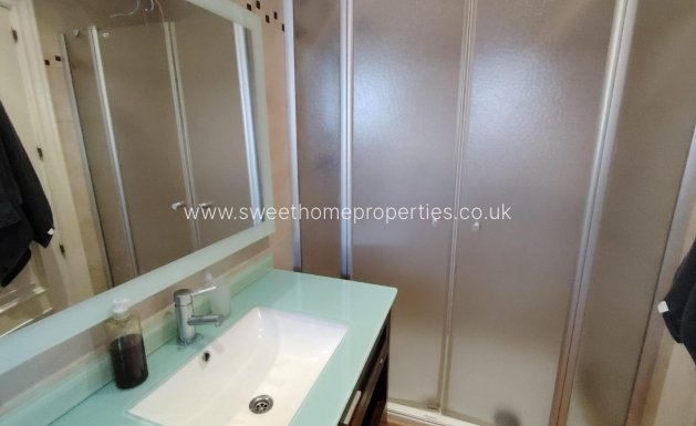 Resale - Villa - Petrer - Comunidad valenciana