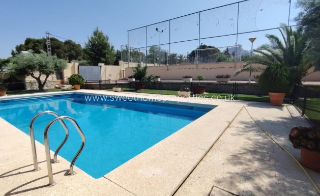 Resale - Villa - Petrer - Comunidad valenciana