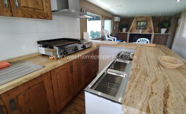 Resale - Villa - Petrer - Comunidad valenciana