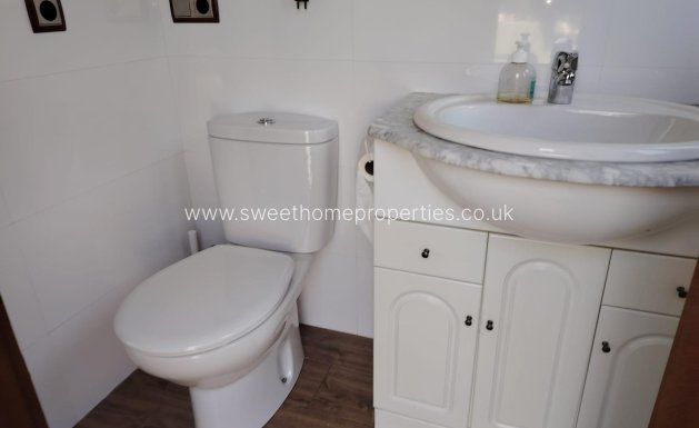 Resale - Villa - Petrer - Comunidad valenciana