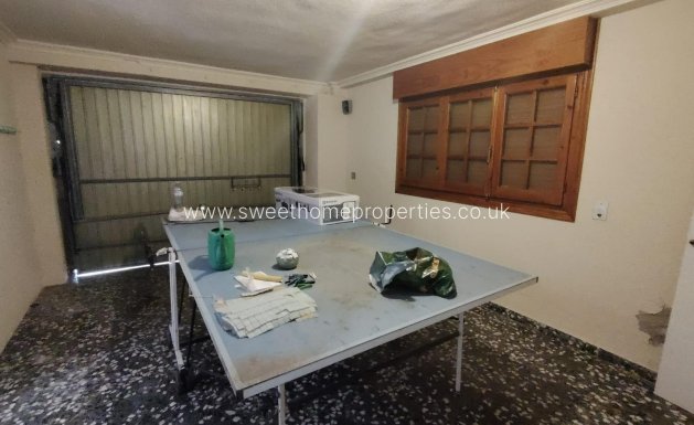 Resale - Villa - Petrer - Comunidad valenciana