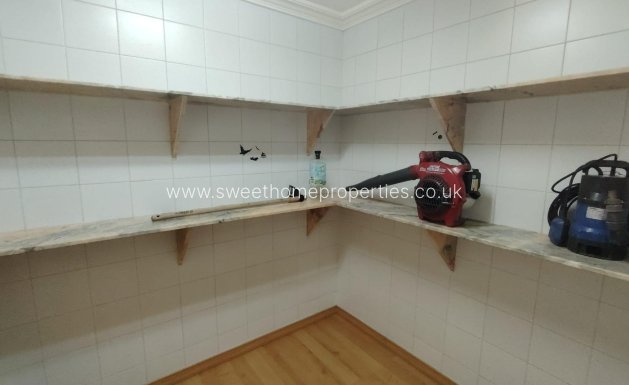 Resale - Villa - Petrer - Comunidad valenciana