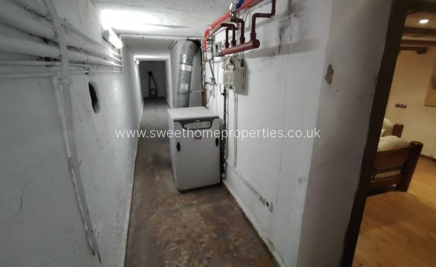 Resale - Villa - Petrer - Comunidad valenciana