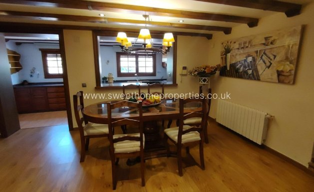 Resale - Villa - Petrer - Comunidad valenciana