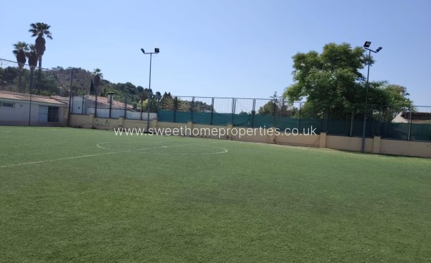 Resale - Villa - Petrer - Comunidad valenciana