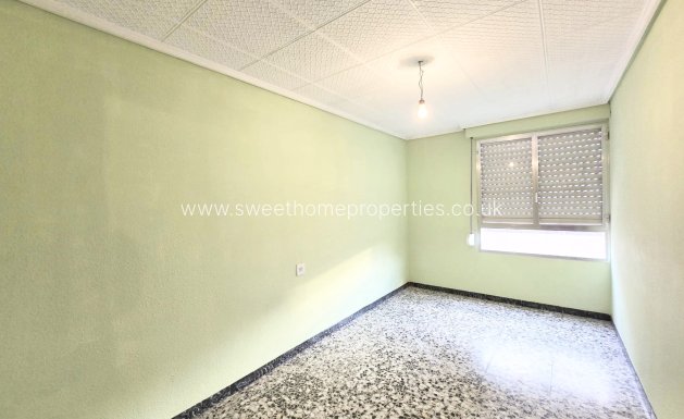 Resale - Apartment - Aspe