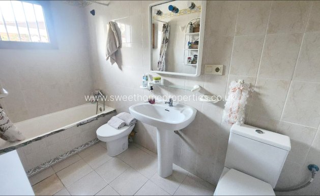 Resale - Town house - Torrevieja - Aldea del mar