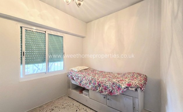 Resale - Villa - Aspe