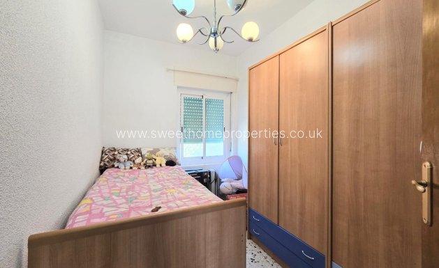 Resale - Villa - Aspe