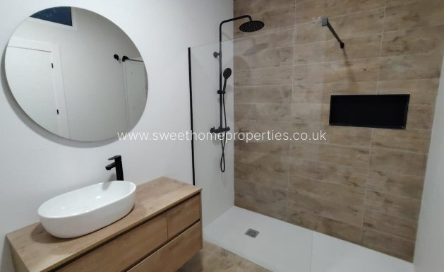 Resale - Town house - Monforte del Cid - Centro