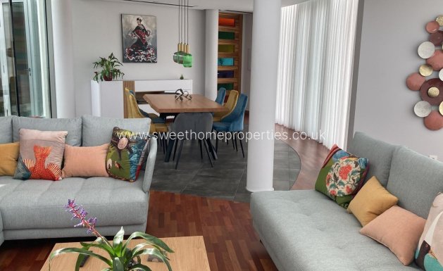 Resale - Villa - Petrer - Loma badá