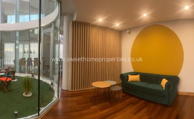 Resale - Villa - Petrer - Loma badá