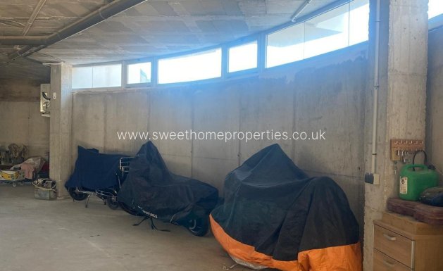 Resale - Villa - Petrer - Loma badá