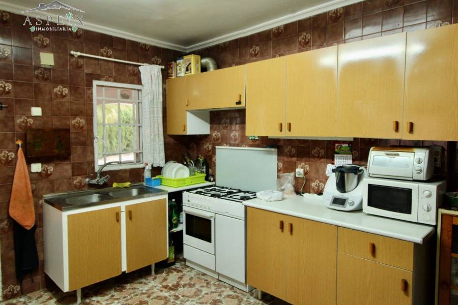 Re-sale - Villa - Monforte Del Cid - CAMINO DEL LLANO