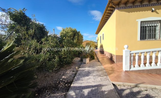 Reventa - Casa de campo - Hondon De Los Frailes