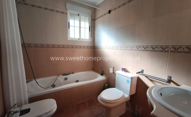 Resale - Villa - Hondon De Los Frailes