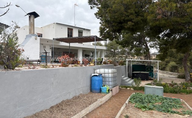 Reventa - Casa de campo - Elche