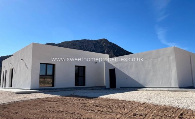 New Build - Villa - Hondon De Las Nieves - La Canalosa