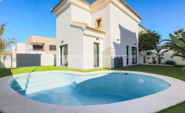 New Build - Villa - Orihuela Costa - Lomas de Cabo Roig